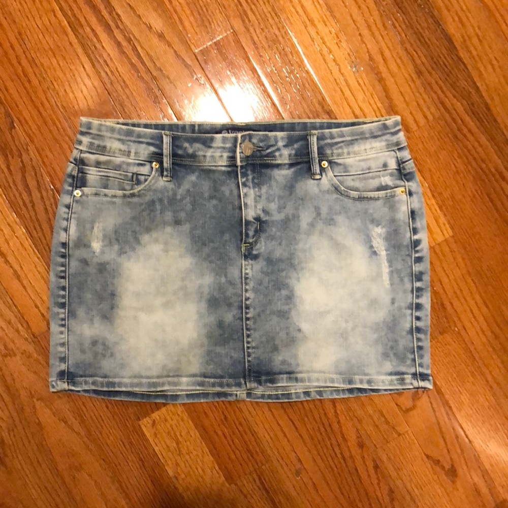 tractrBLU Jean Skirt